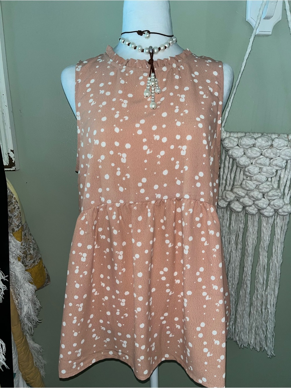 Mittoshop Sleeveless Peach Polka Dot High-low Tunic